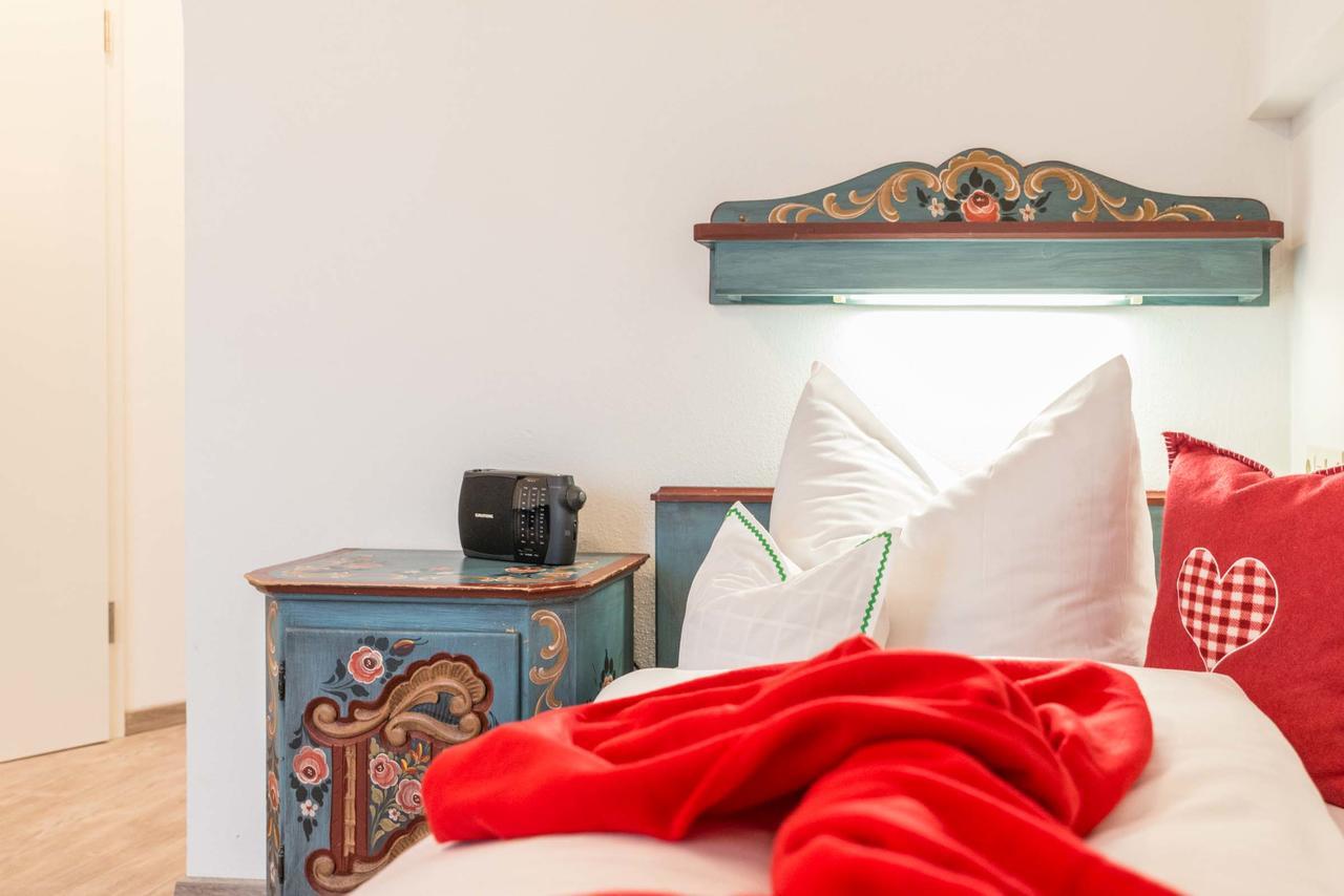 Ferienhotel Hahn Garni روهبولدنغ المظهر الخارجي الصورة